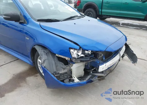 2016 Mitsubishi Lancer Es z USA, uszkodzony, nr VIN JA32U2FU3GU009456